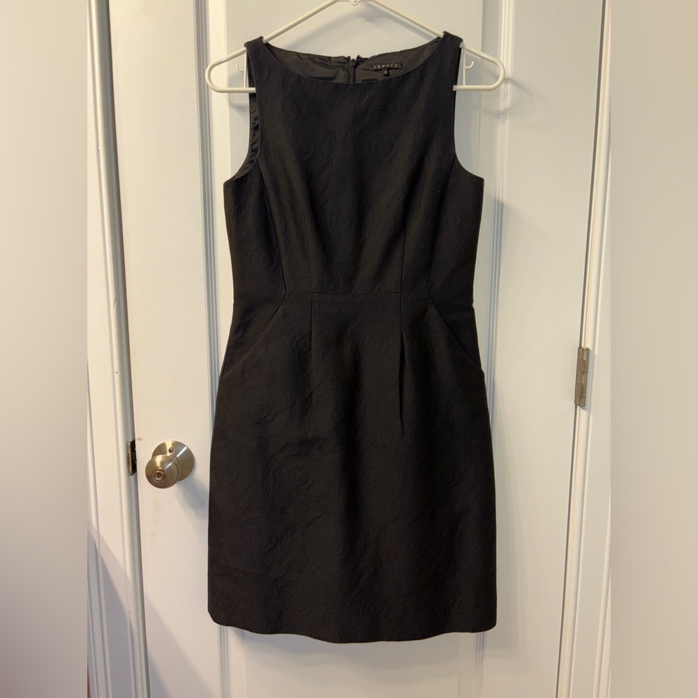 🖤Theory Little Black Dress SZ 2🖤